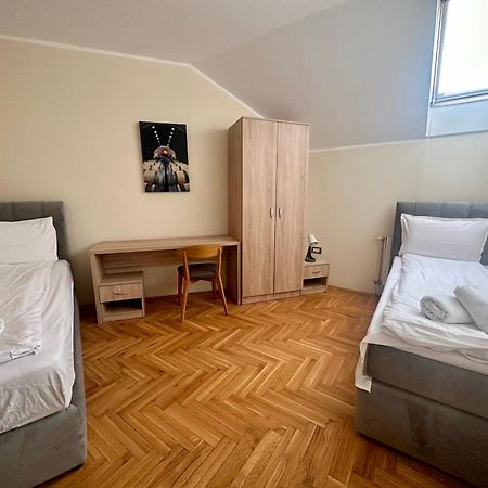 Agape Villa Apartments Нови-Сад Экстерьер фото