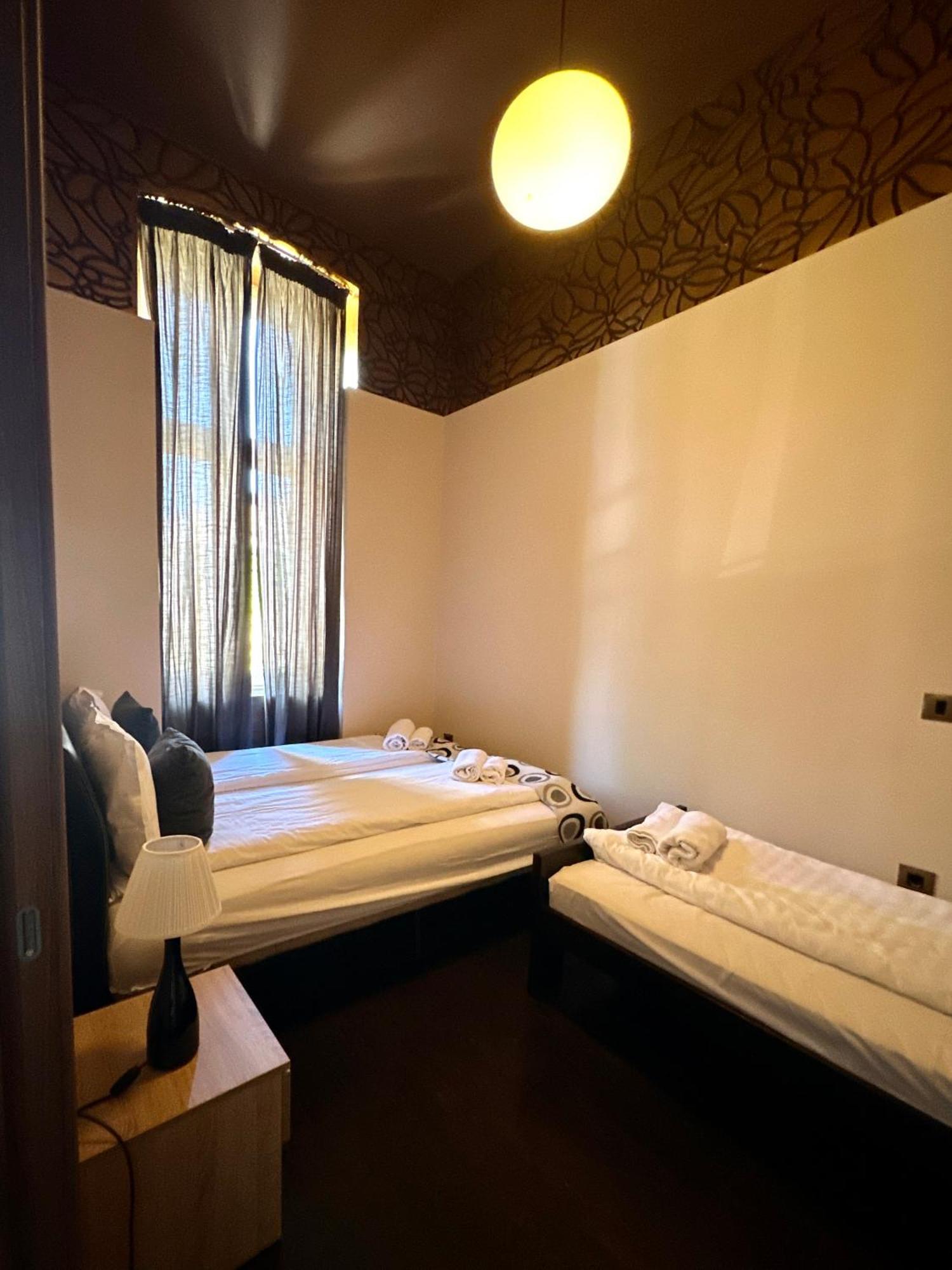 Agape Villa Apartments Нови-Сад Экстерьер фото